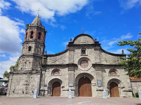How to pronounce barasoain church .